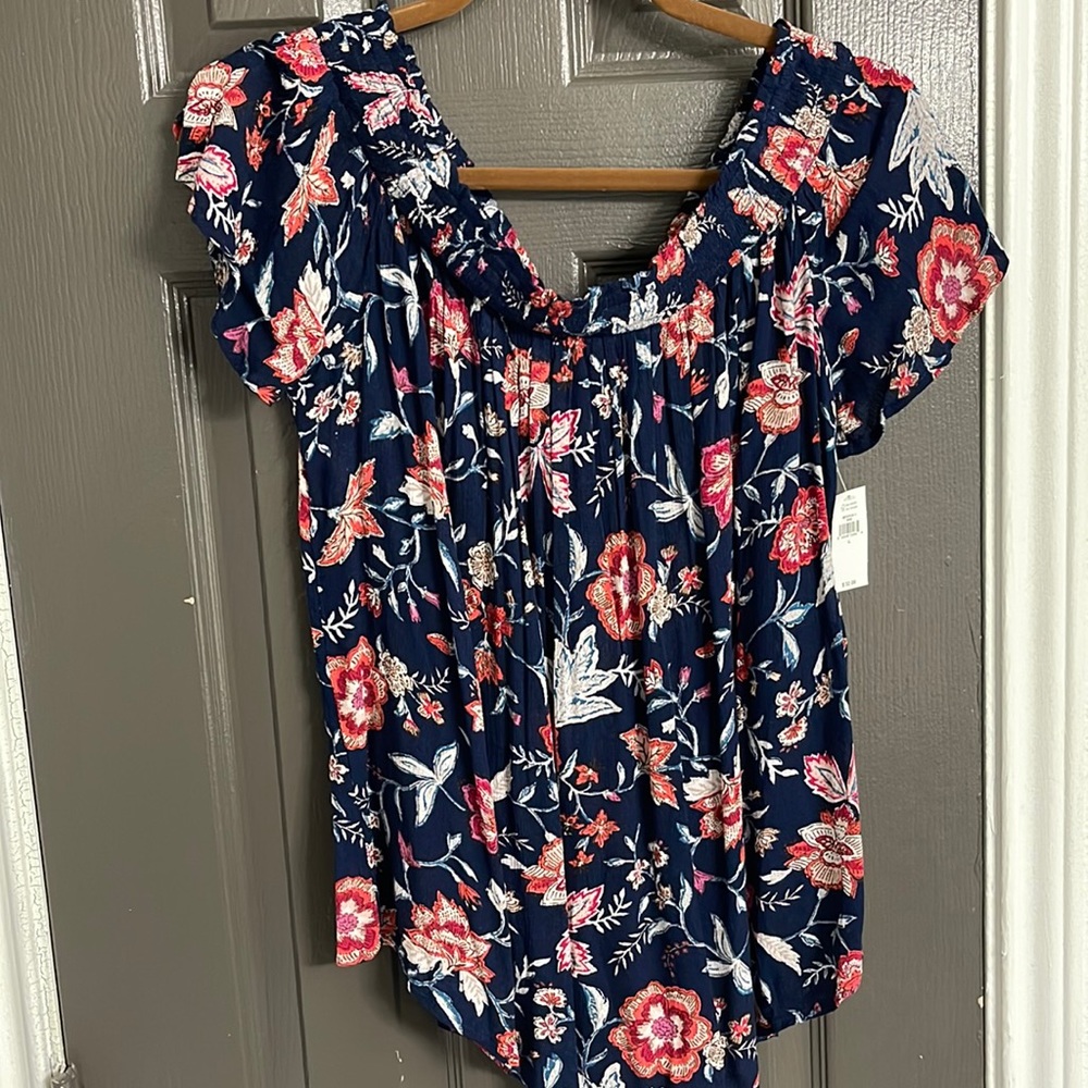 Off the shoulder Old Navy Floral Top